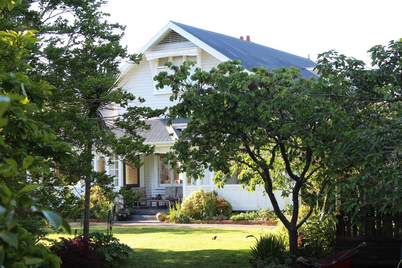 Browns Boutique Bed And Breakfast Whanganui Esterno foto
