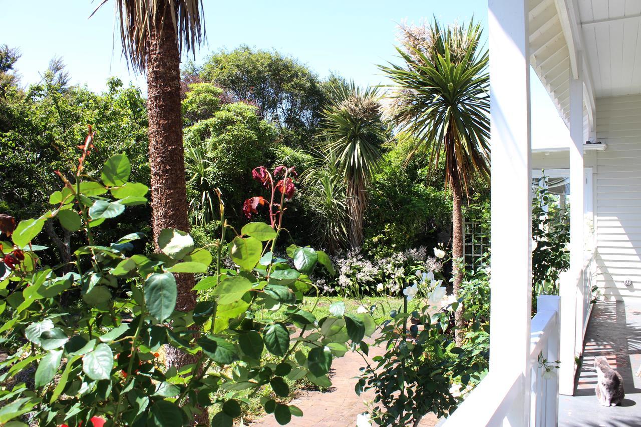 Browns Boutique Bed And Breakfast Whanganui Esterno foto