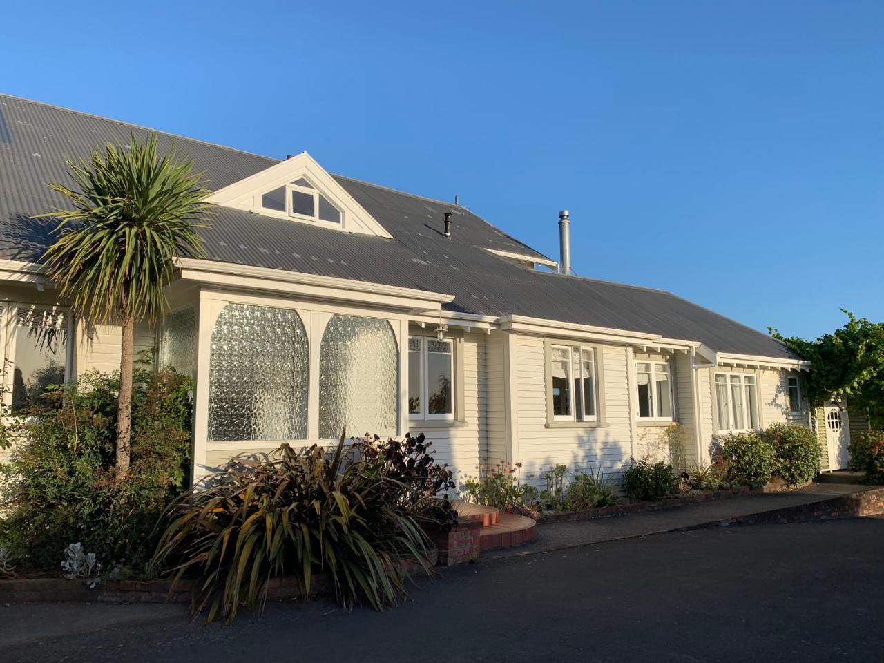 Browns Boutique Bed And Breakfast Whanganui Esterno foto
